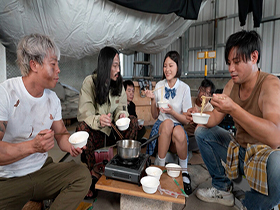 乳首ピアスにパイパンな天真爛漫小悪魔エッチな台湾ガール！シーちゃんです　サンプル画像14